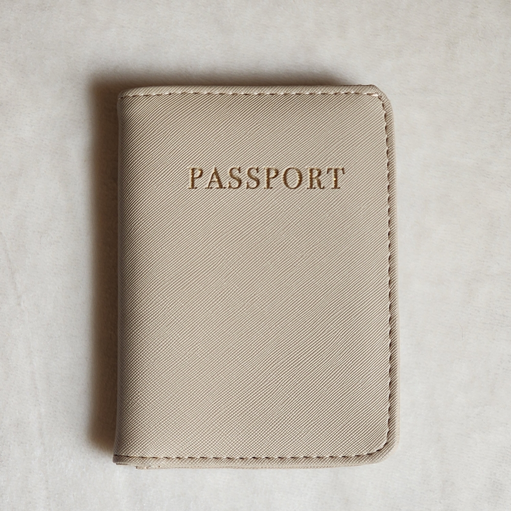 Passport Cover Beige Minimal Neutral